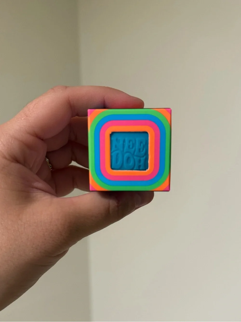 Mini Cool Cube NeeDoh - Blue (1 PC)